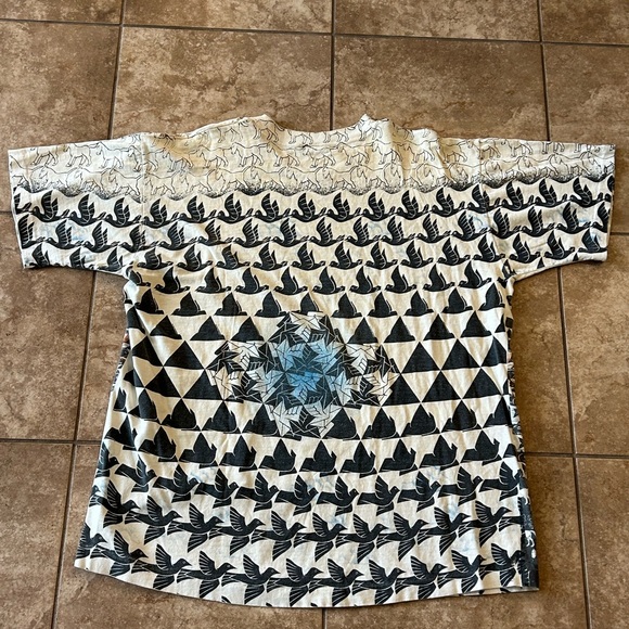 Vintage 90’s MC Escher AOP (All Over Print) tee - Picture 3 of 5